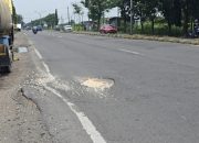 Jalan Poros Nasional Rusak, Pemkab Lamongan Minta Perbaikan ke Pemerintah Pusat