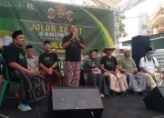 Ribuan Warga Lamongan Meriahkan Harlah NU ke-102 dengan Jalan Sehat Sarungan