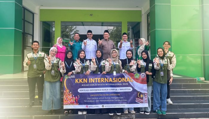 Sepuluh Mahasiswa Unisla Dikirim ke Malaysia untuk Jalankan KKN Internasional