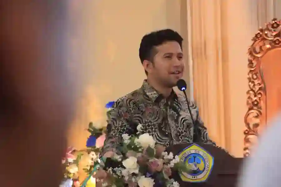 ICEBEMA 2025 di Unitomo Bahas Transformasi Ekonomi Digital dan Keberlanjutan Global