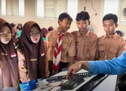 ITS Wujudkan Transisi Energi Bersih Lewat Sosialisasi PLTS di SMPN 1 Turi Lamongan