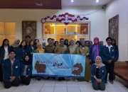 BEM FIB UNAIR Kunjungi Disbudporapar Surabaya, Pelajari Peran Lulusan Humaniora dalam Dunia Pariwisata