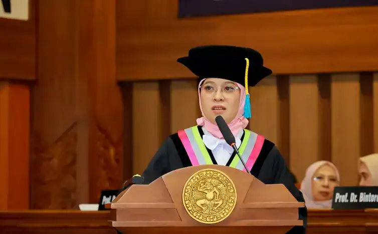 Prof. Dessy Harisanty, Putri Lamongan yang Jadi Guru Besar Muda Unair