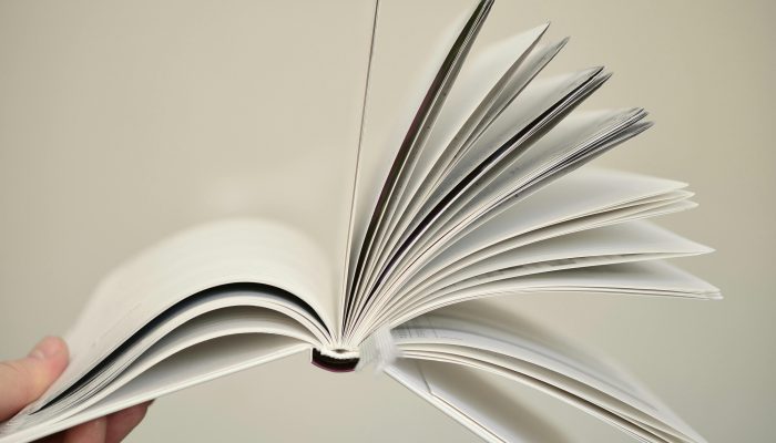 Rahasia Hasil Cetak Buku yang Rapi dan Profesional dengan Jasa Cetak Ruang Akademisi